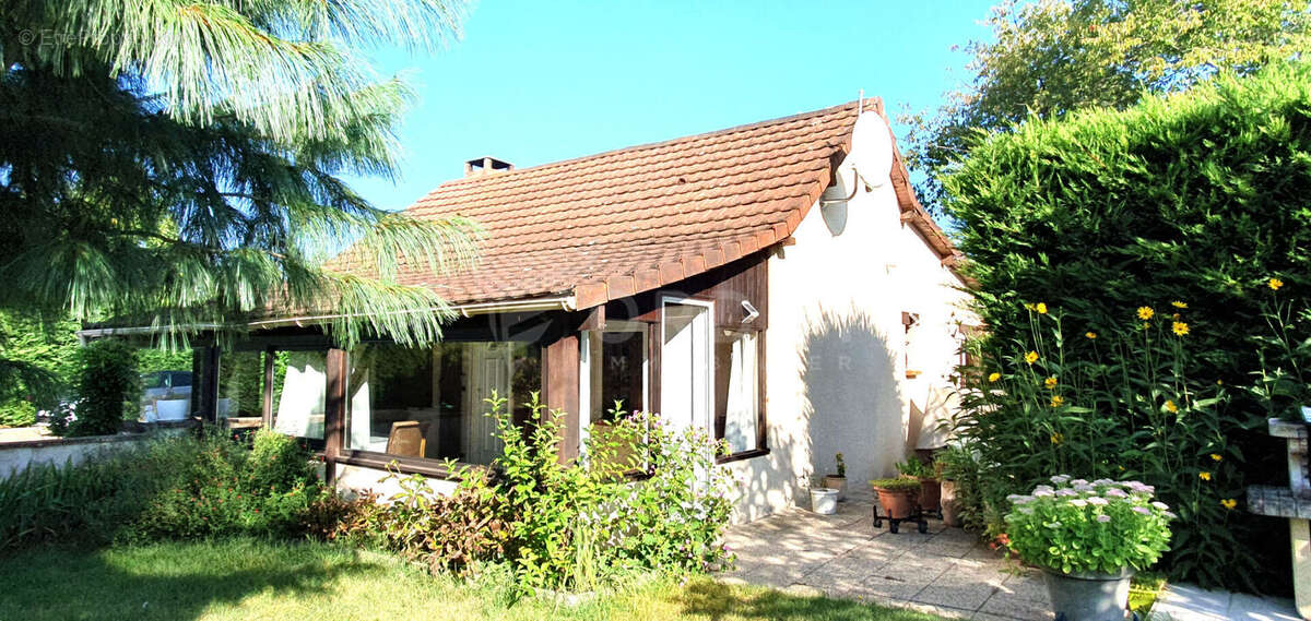 Maison à POUILLY-SUR-LOIRE