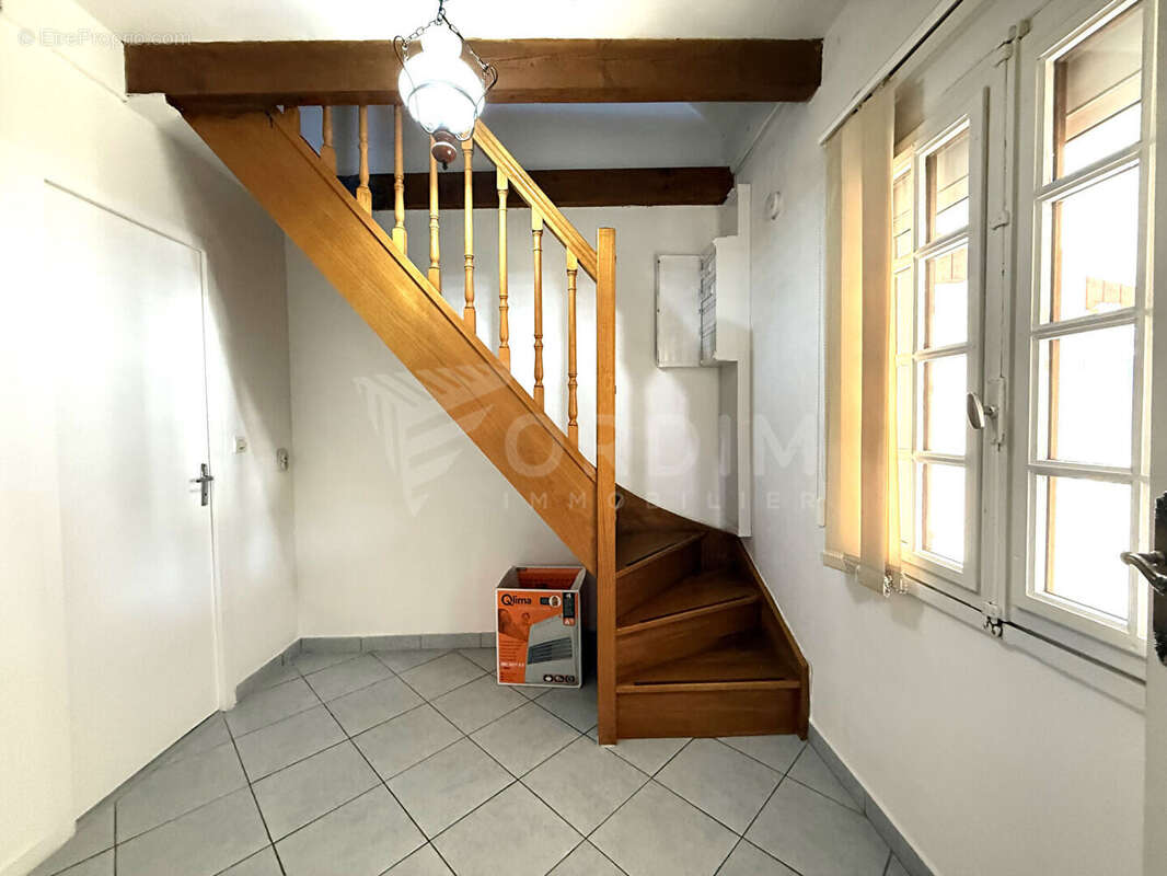 Maison à POUILLY-SUR-LOIRE