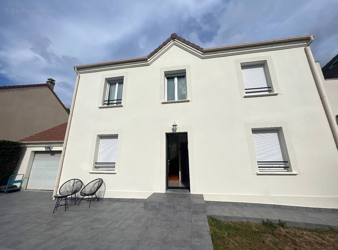 Maison à SAINT-BRICE-SOUS-FORET