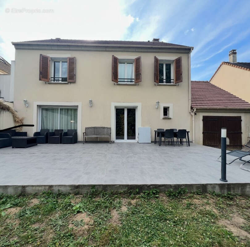 Maison à SAINT-BRICE-SOUS-FORET