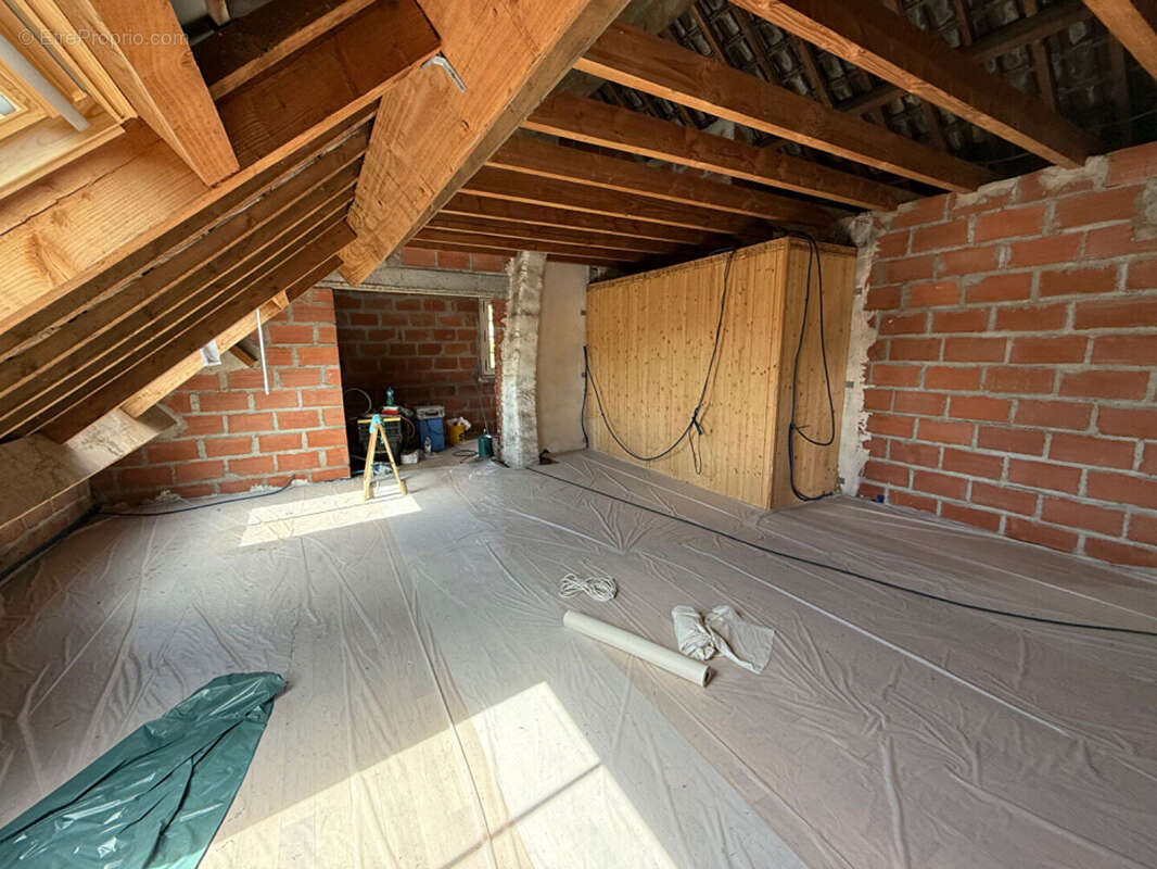 Maison à MEZY-SUR-SEINE