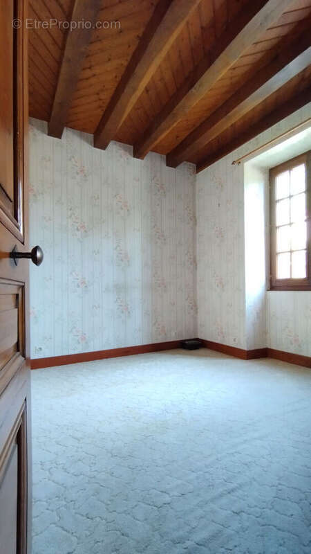 Maison à YZEURES-SUR-CREUSE