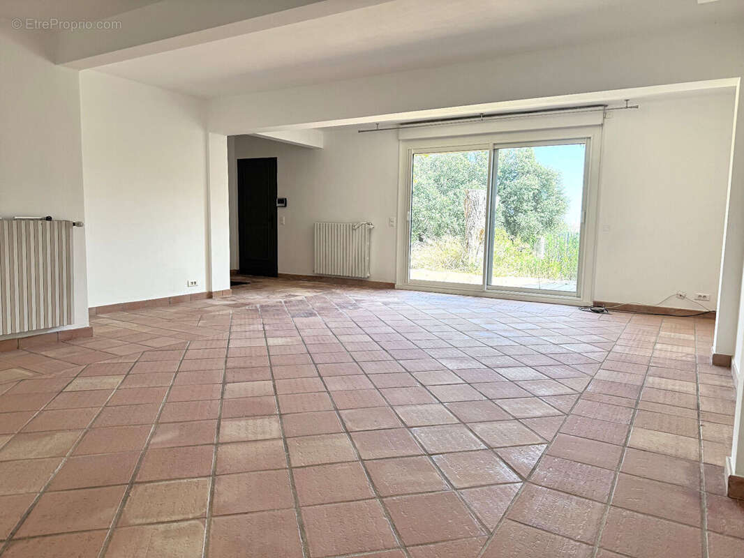 Maison à VILLENEUVE-LES-AVIGNON