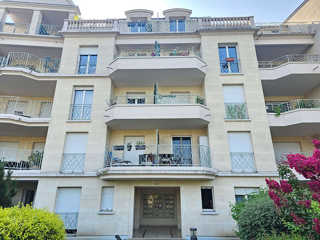 Appartement à BRY-SUR-MARNE