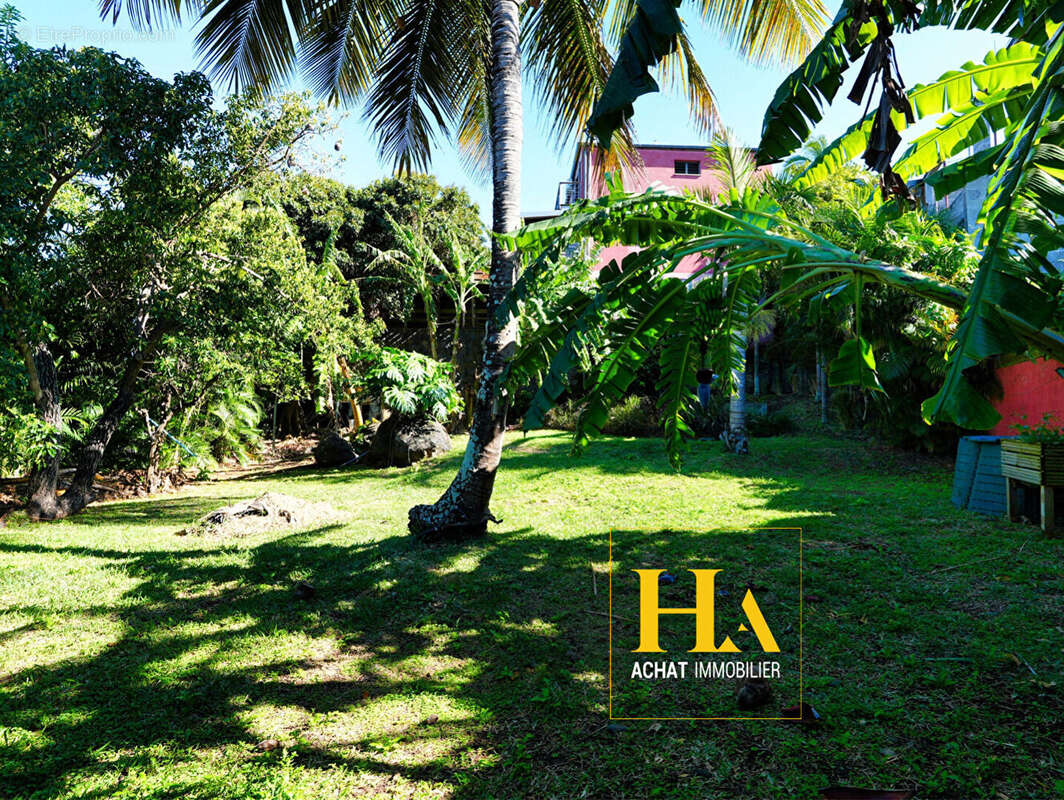 Maison à LES AVIRONS