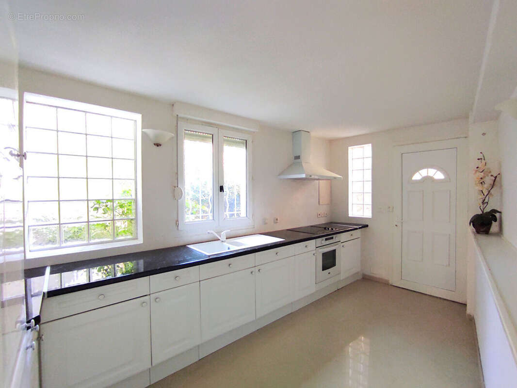 Maison à ROQUEFORT-DES-CORBIERES