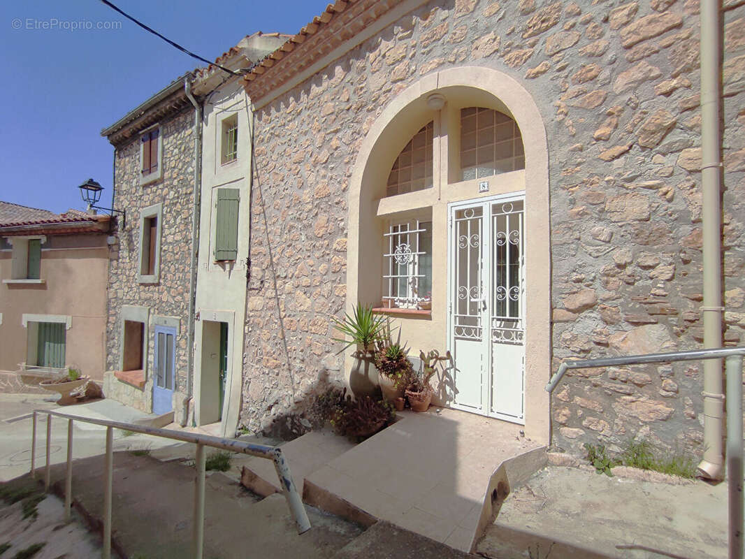 Maison à ROQUEFORT-DES-CORBIERES
