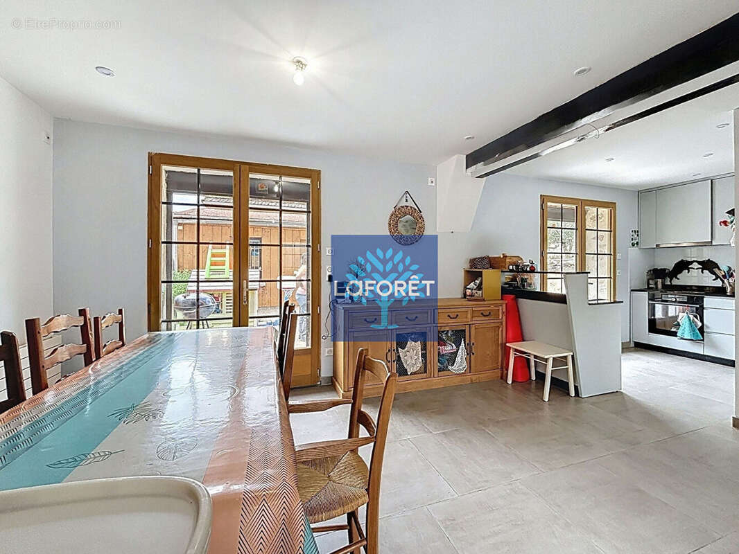 Maison à SERAINCOURT