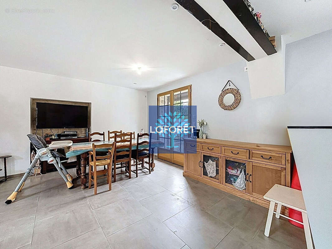 Maison à SERAINCOURT