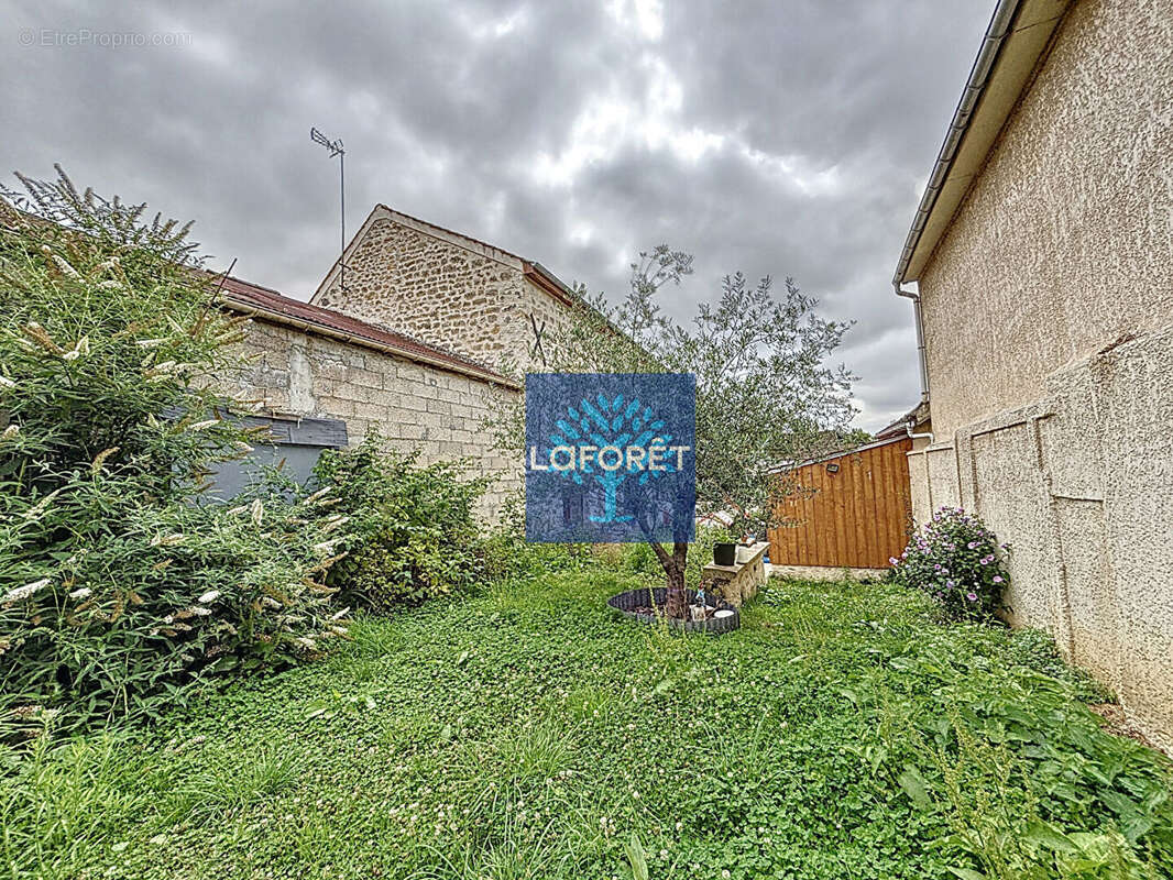 Maison à SERAINCOURT