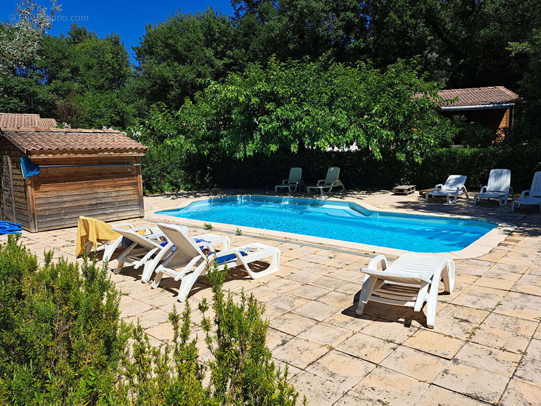 Maison à MIRABEL-AUX-BARONNIES