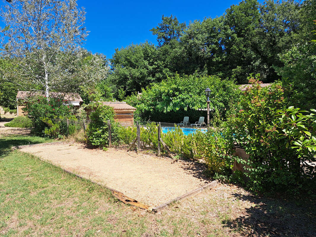 Maison à MIRABEL-AUX-BARONNIES
