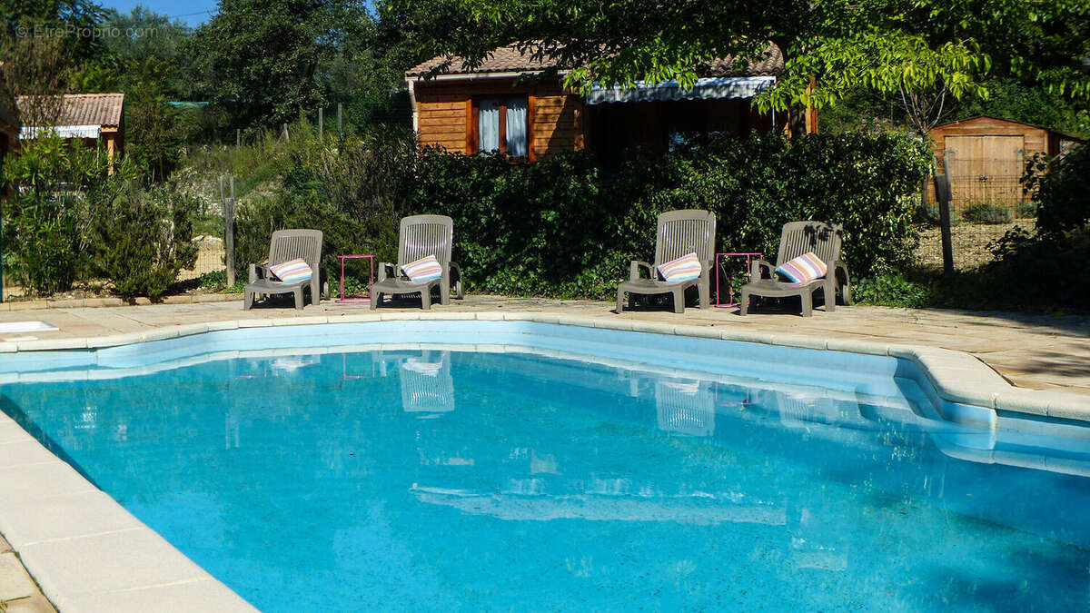 Maison à MIRABEL-AUX-BARONNIES