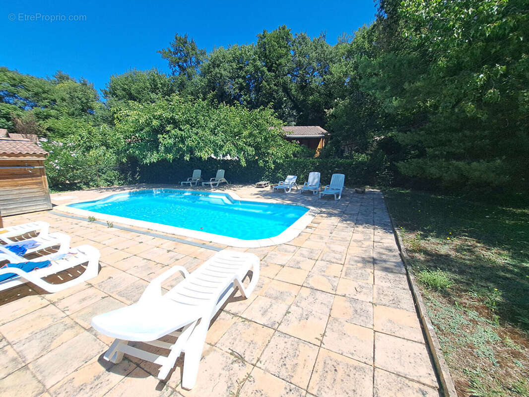 Maison à MIRABEL-AUX-BARONNIES