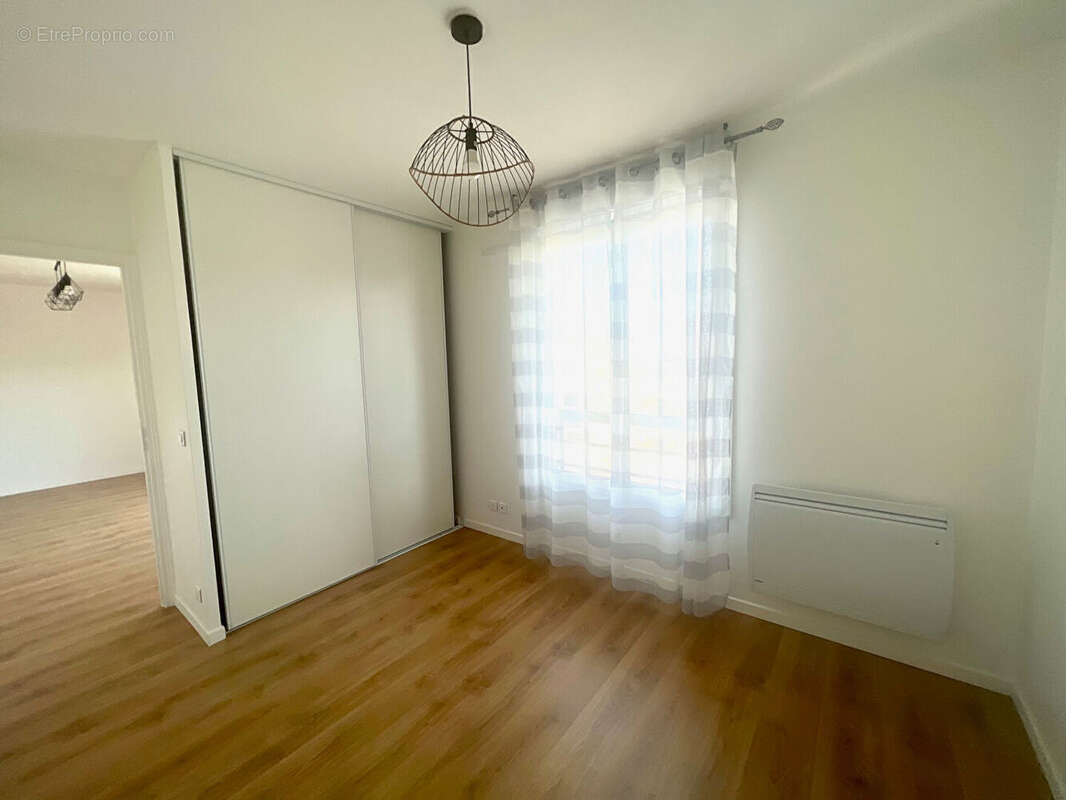 Appartement à SARTROUVILLE