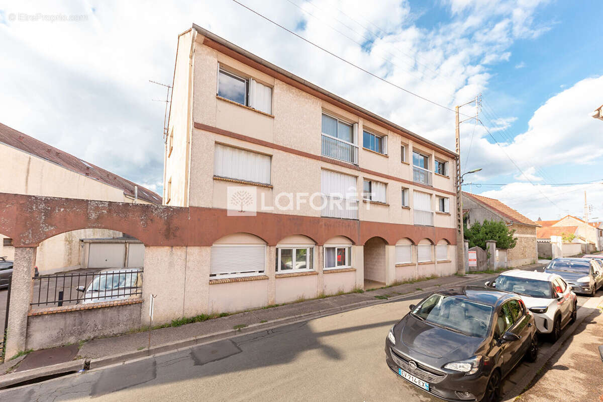 Appartement à OZOIR-LA-FERRIERE