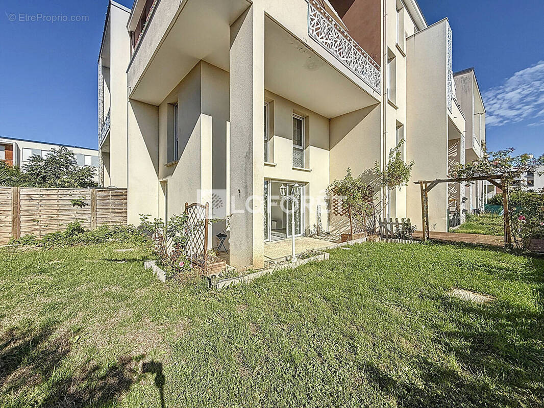 Appartement à MOISSY-CRAMAYEL