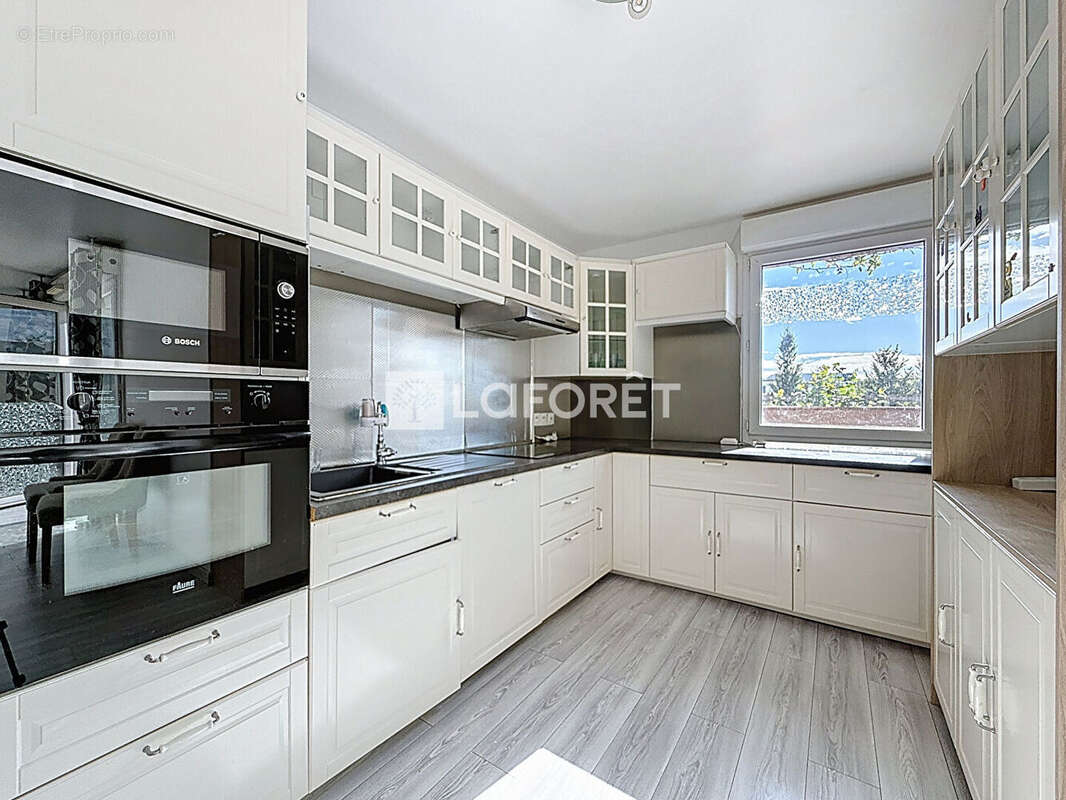 Appartement à MOISSY-CRAMAYEL