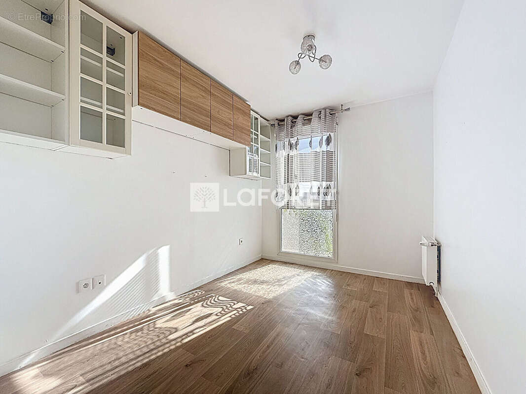 Appartement à MOISSY-CRAMAYEL