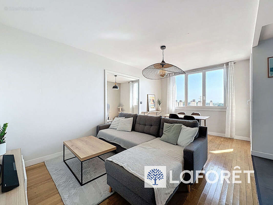 Appartement à CHAMPAGNE-AU-MONT-D&#039;OR