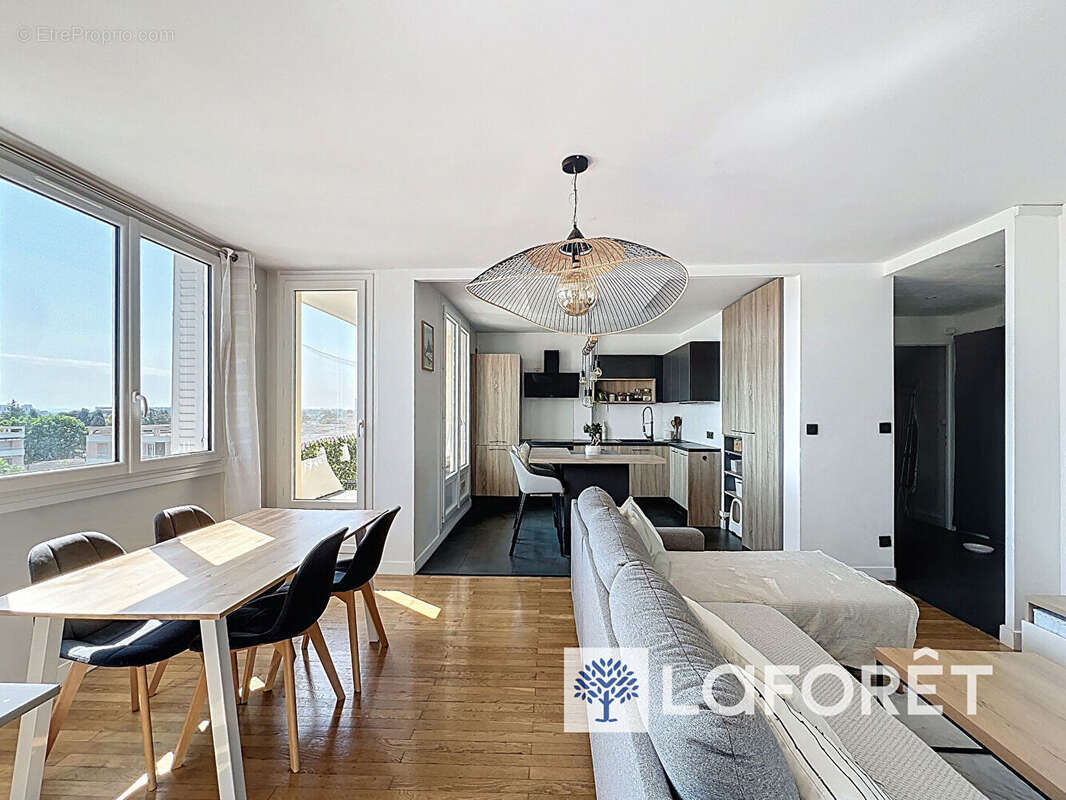 Appartement à CHAMPAGNE-AU-MONT-D&#039;OR