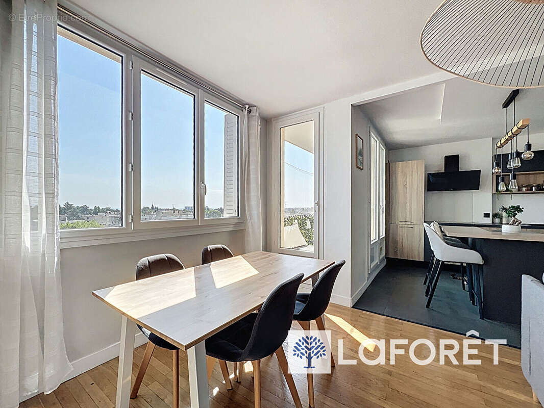 Appartement à CHAMPAGNE-AU-MONT-D&#039;OR