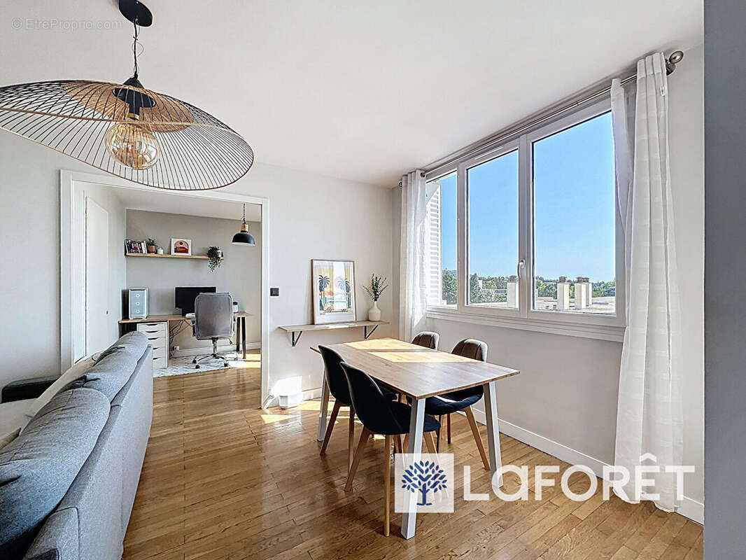 Appartement à CHAMPAGNE-AU-MONT-D&#039;OR