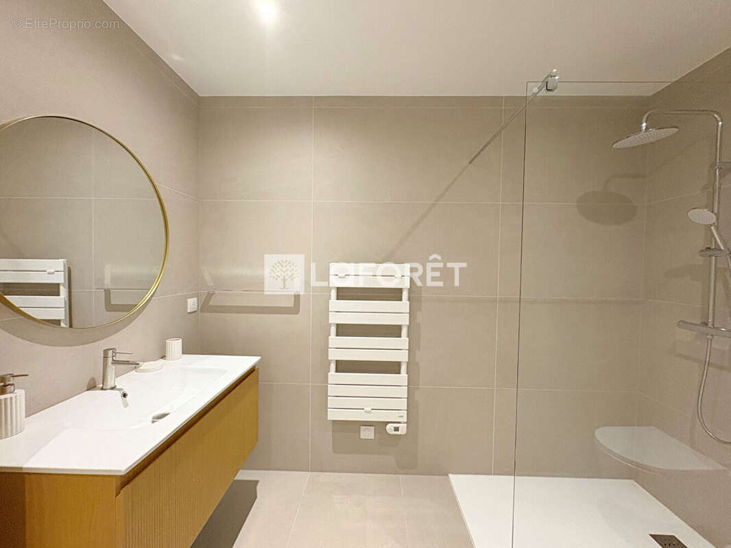 Appartement à CORBEIL-ESSONNES