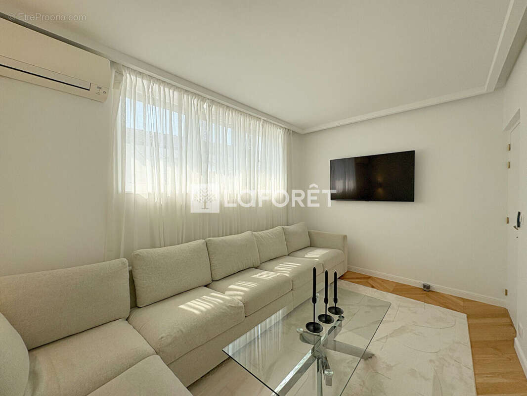 Appartement à CORBEIL-ESSONNES