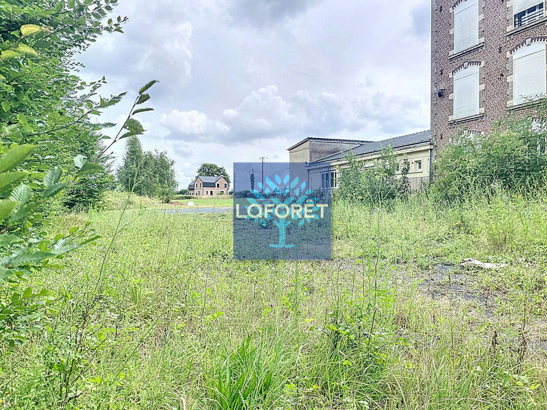 Terrain à LOCQUIGNOL