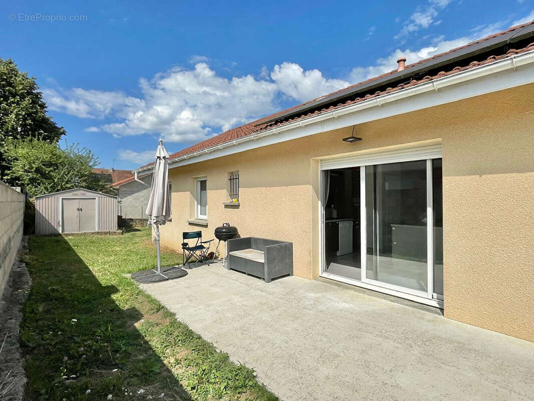 Maison à MONTALIEU-VERCIEU