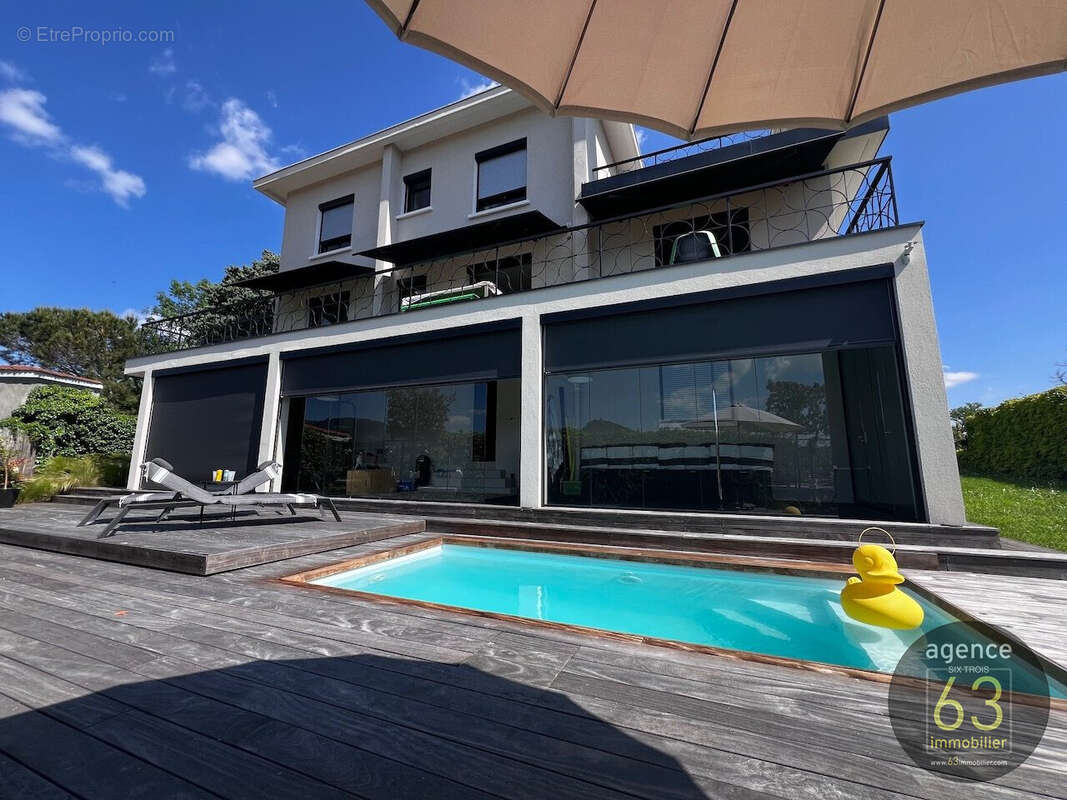 Maison à CLERMONT-FERRAND