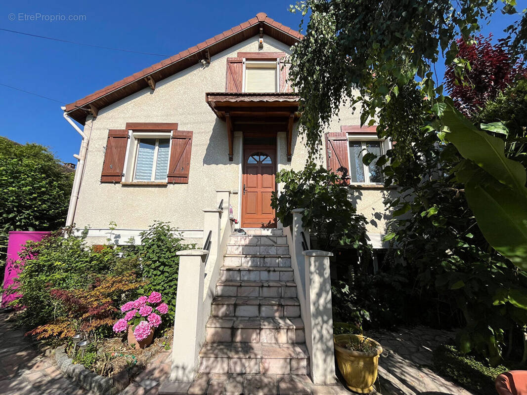 Maison à VILLEMOMBLE