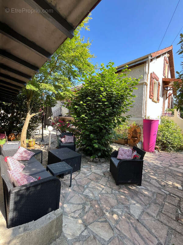 Maison à VILLEMOMBLE