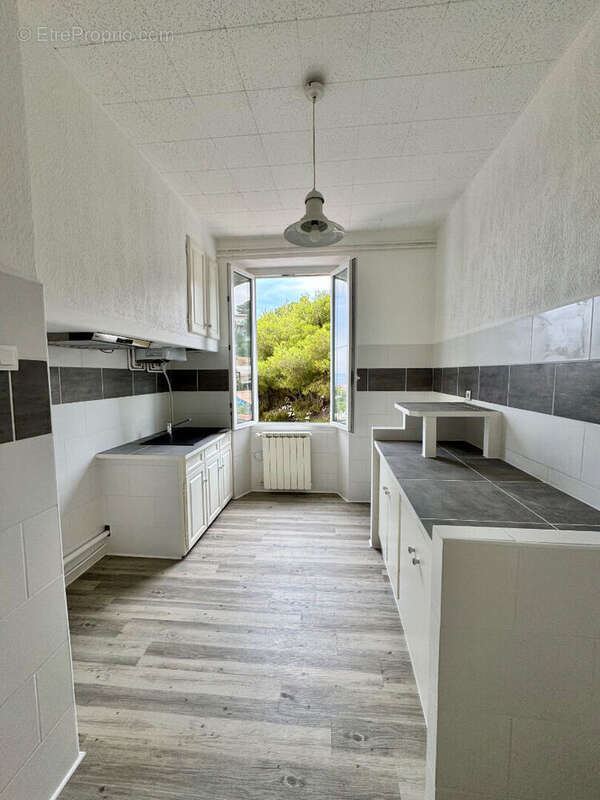 Appartement à MARSEILLE-8E