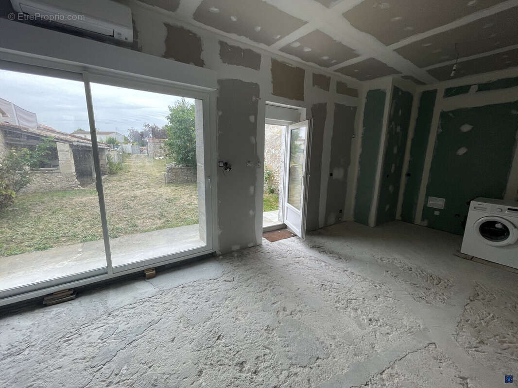 Maison à HIERS-BROUAGE