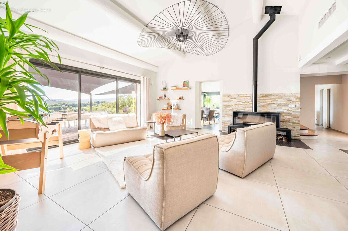 Maison à PIERREVERT