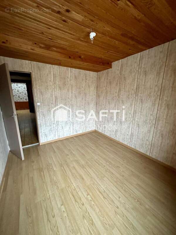 Photo 8 - Appartement à SAINT-JULIEN-DU-SAULT