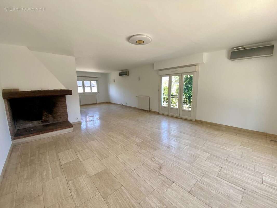 Photo 4 - Maison à PONTAULT-COMBAULT