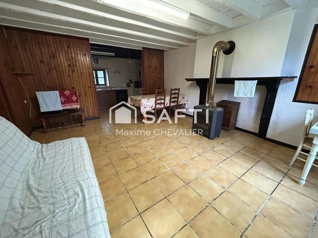 Photo 3 - Maison à SAINT-DENIS-DE-JOUHET