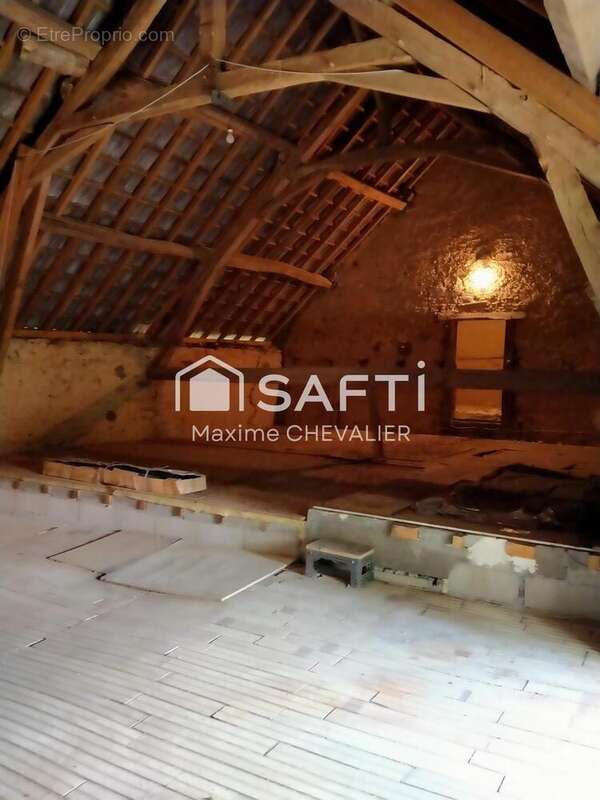 Photo 9 - Maison à SAINT-DENIS-DE-JOUHET