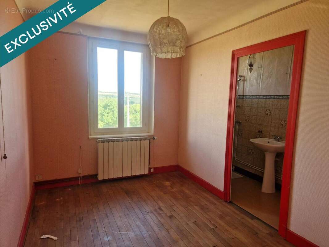 Photo 8 - Maison à COUTANSOUZE