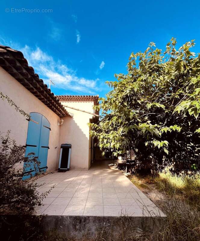 Photo 6 - Maison à SAINT-RAPHAEL