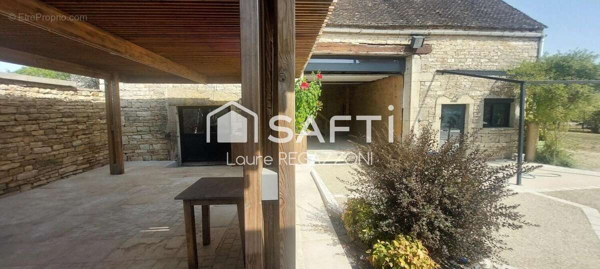 Photo 2 - Maison à MERCEUIL