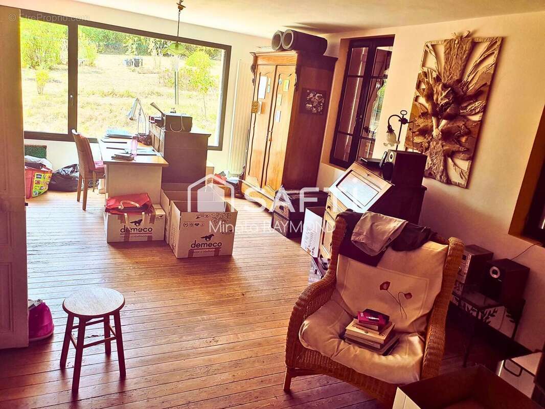 Photo 4 - Maison à LE DONJON