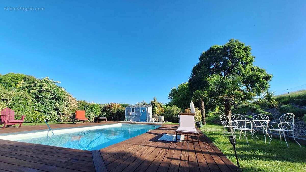 Photo 2 - Maison à CHANIERS