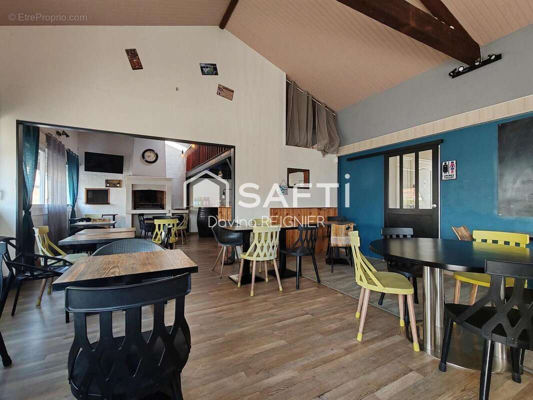 Photo 4 - Commerce à TESSON