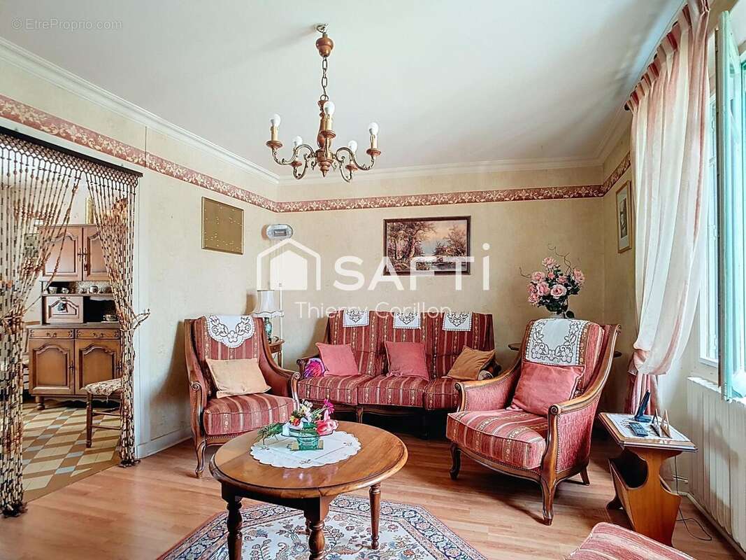 Photo 4 - Maison à GERMOND-ROUVRE