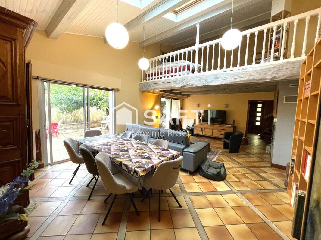 Photo 3 - Maison à BIRAC-SUR-TREC