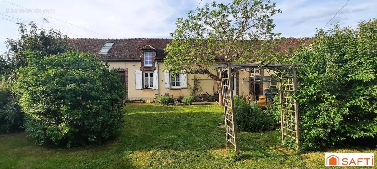 Photo 1 - Maison à SOUCY